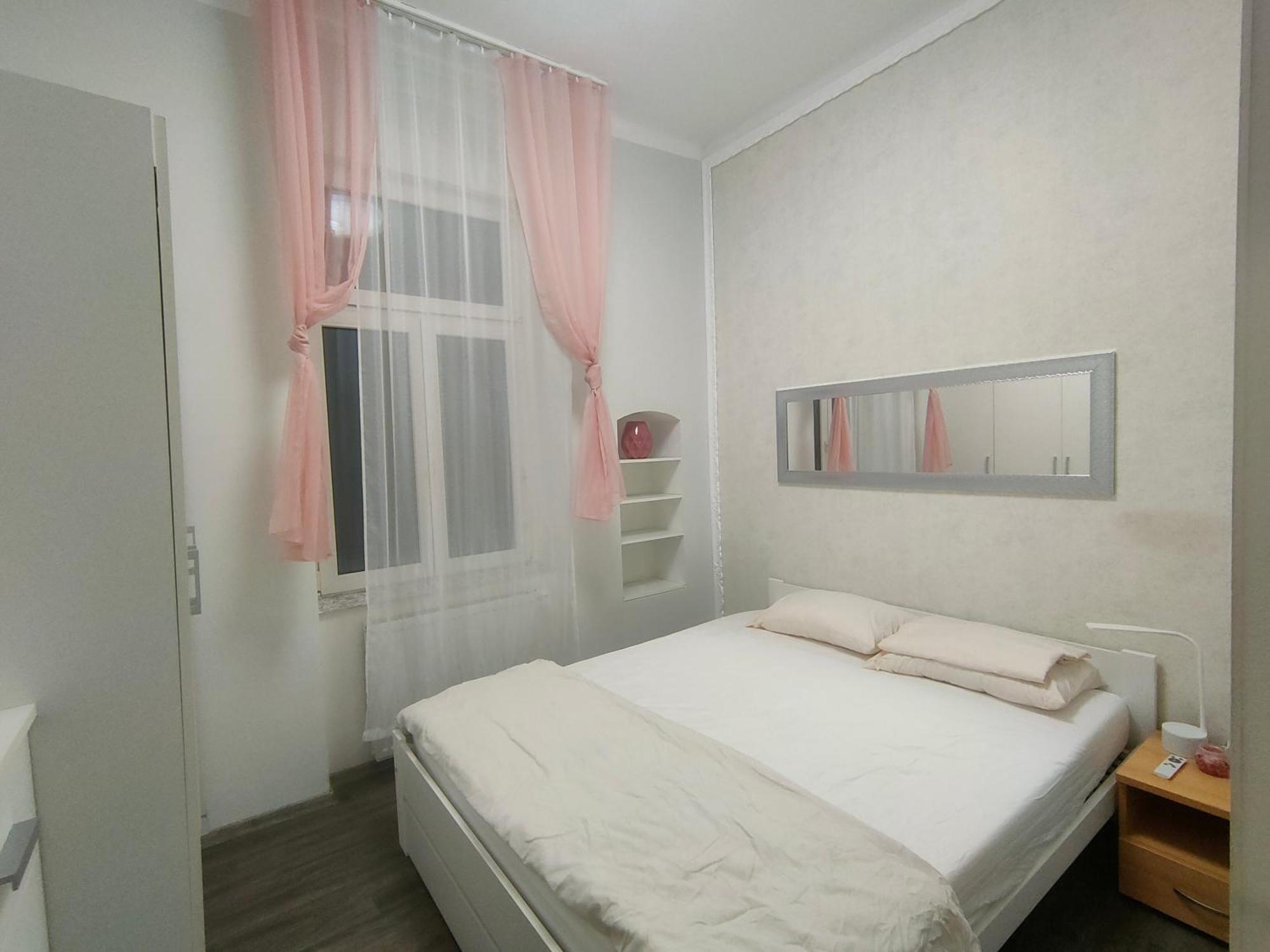Family Apartment Kv การ์โลวีวารี ภายนอก รูปภาพ