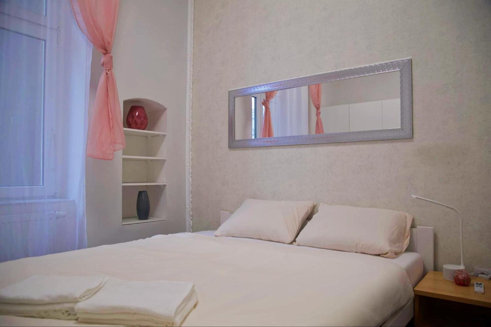 Family Apartment Kv การ์โลวีวารี ภายนอก รูปภาพ